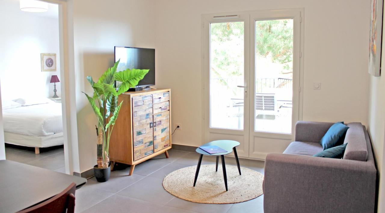 Select'Sohome - La Fossette - Appartement Pour 4 Personnes Avec Terrasse Et Vue Mer ! - Fos-04 Le Lavandou Dış mekan fotoğraf